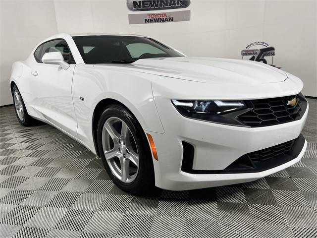 2023 Chevrolet Camaro 1LT RWD photo