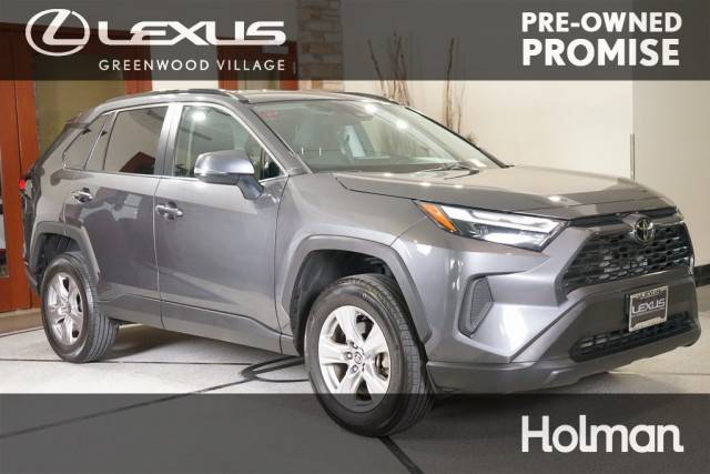 2023 Toyota RAV4 XLE AWD photo