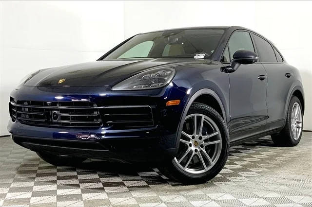 2021 Porsche Cayenne Coupe  AWD photo