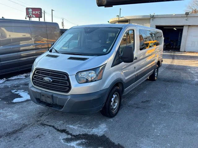 2016 Ford Transit Passenger Wagon XL RWD photo