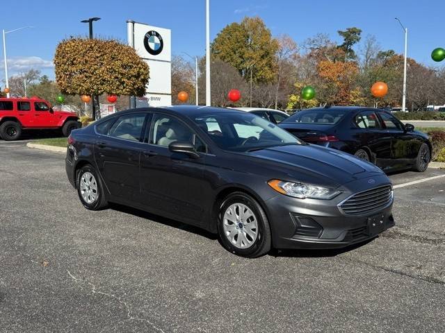 2019 Ford Fusion S FWD photo