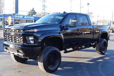 2022 Chevrolet Silverado 2500HD Custom 4WD photo