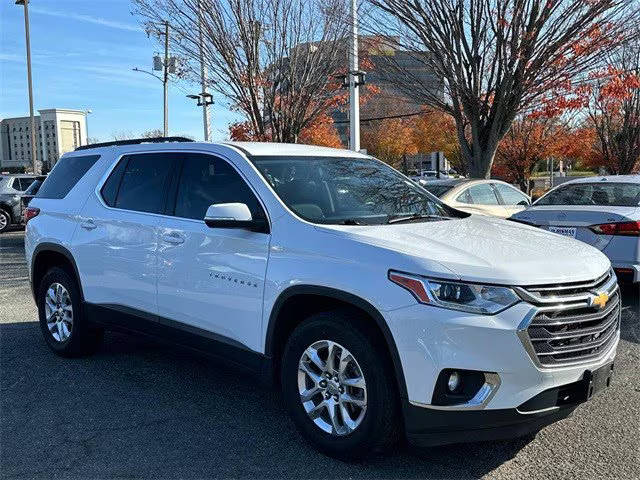 2021 Chevrolet Traverse LT Leather AWD photo