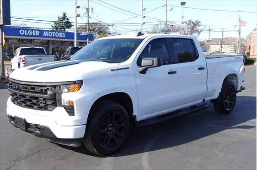 2022 Chevrolet Silverado 1500 Custom 4WD photo