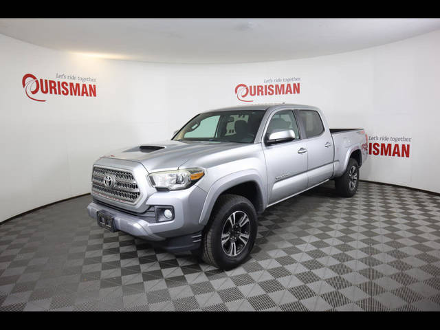 2017 Toyota Tacoma SR5 4WD photo