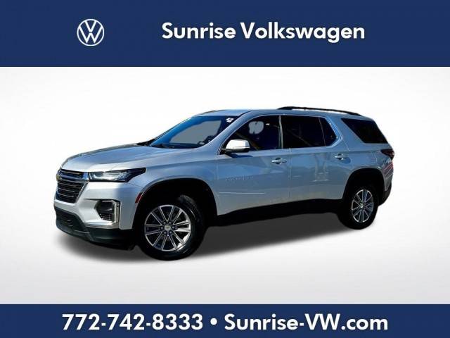 2022 Chevrolet Traverse LT Leather FWD photo