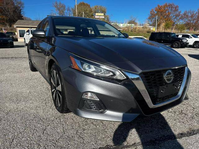 2022 Nissan Altima 2.5 SV FWD photo