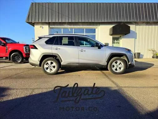 2021 Toyota RAV4 Hybrid LE AWD photo