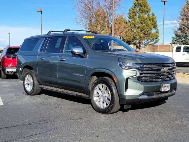 2023 Chevrolet Suburban Premier 4WD photo