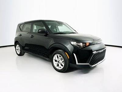 2023 Kia Soul LX FWD photo