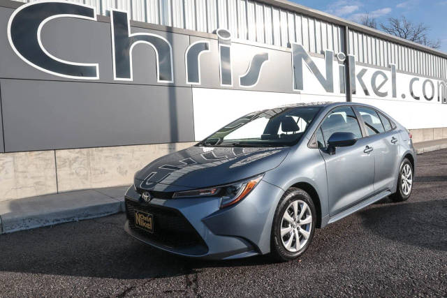 2021 Toyota Corolla LE FWD photo