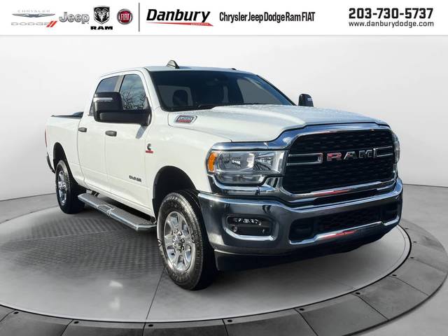 2023 Ram 3500 Big Horn 4WD photo