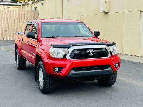 2015 Toyota Tacoma  4WD photo