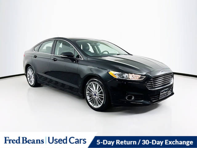 2015 Ford Fusion SE FWD photo