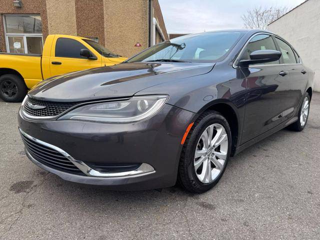 2015 Chrysler 200 Limited FWD photo