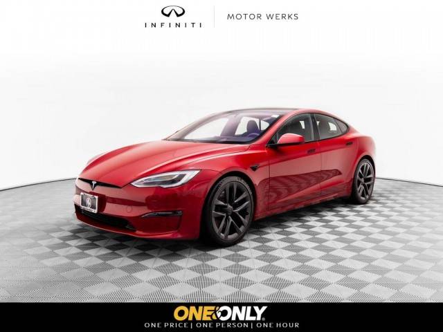 2022 Tesla Model S Plaid AWD photo