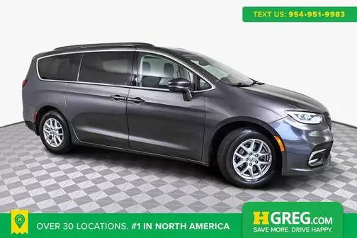 2022 Chrysler Pacifica Minivan Touring L FWD photo