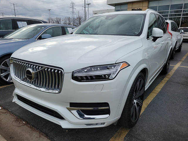 2023 Volvo XC90 Ultimate AWD photo