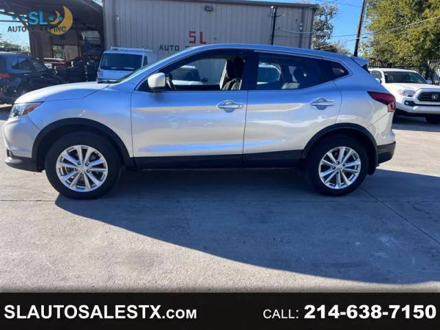 2018 Nissan Rogue Sport S FWD photo