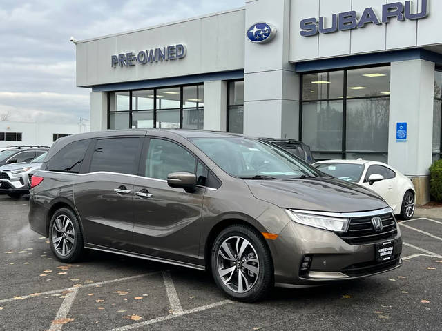 2022 Honda Odyssey Touring FWD photo