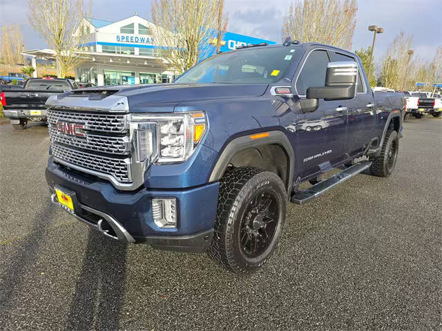 2022 GMC Sierra 3500HD Denali 4WD photo