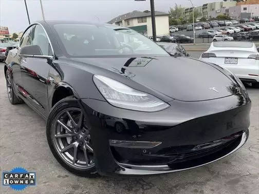 2019 Tesla Model 3 Standard Range Plus RWD photo