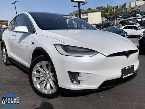 2019 Tesla Model X Long Range AWD photo