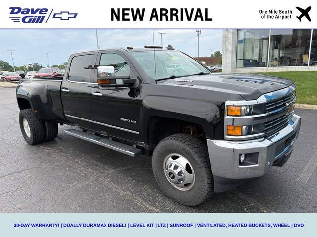 2015 Chevrolet Silverado 3500HD LTZ 4WD photo
