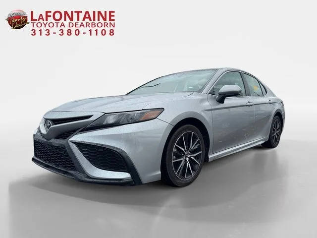 2021 Toyota Camry SE FWD photo