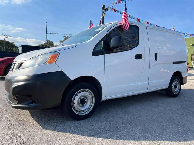 2015 Nissan NV200 S FWD photo