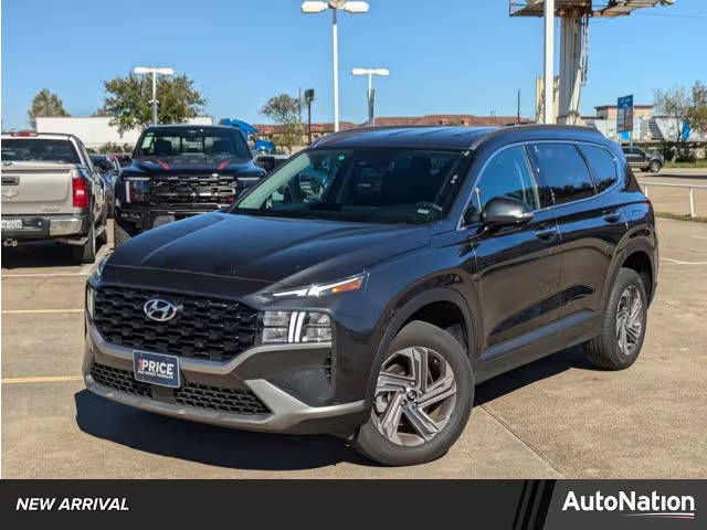 2023 Hyundai Santa Fe SEL AWD photo