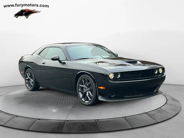 2023 Dodge Challenger R/T RWD photo