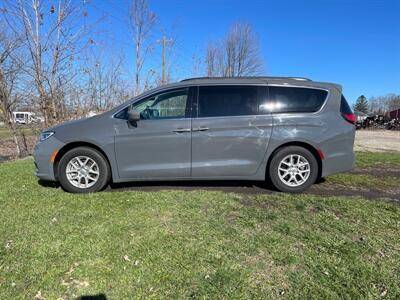 2022 Chrysler Pacifica Minivan Touring L FWD photo