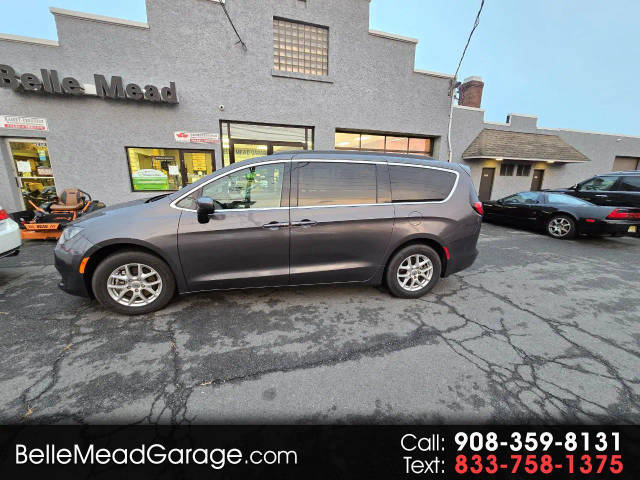 2021 Chrysler Voyager LXi FWD photo