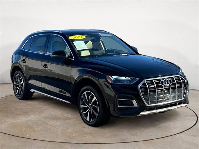 2021 Audi Q5 Premium Plus AWD photo