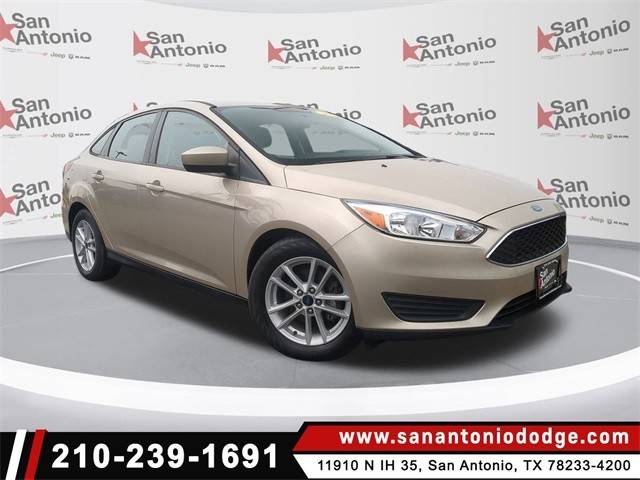 2018 Ford Focus SE FWD photo