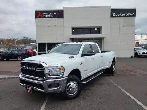 2022 Ram 3500 Big Horn 4WD photo