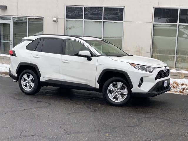 2019 Toyota RAV4 Hybrid XLE AWD photo