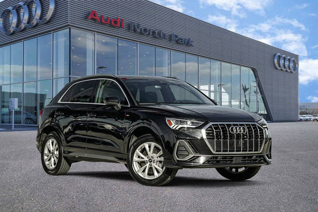 2023 Audi Q3 S line Premium AWD photo