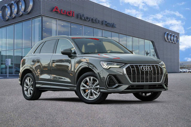 2023 Audi Q3 S line Premium AWD photo