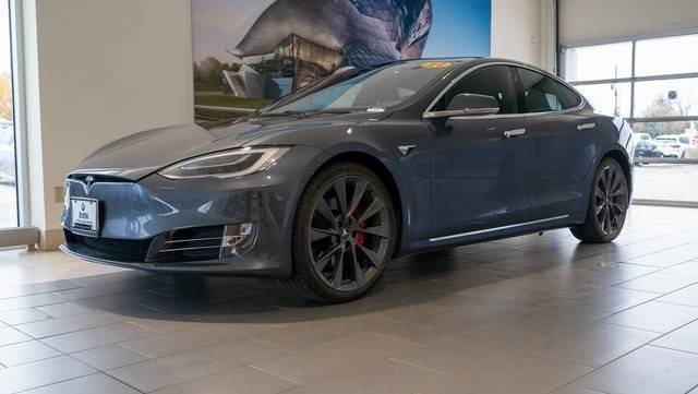 2021 Tesla Model S Performance AWD photo