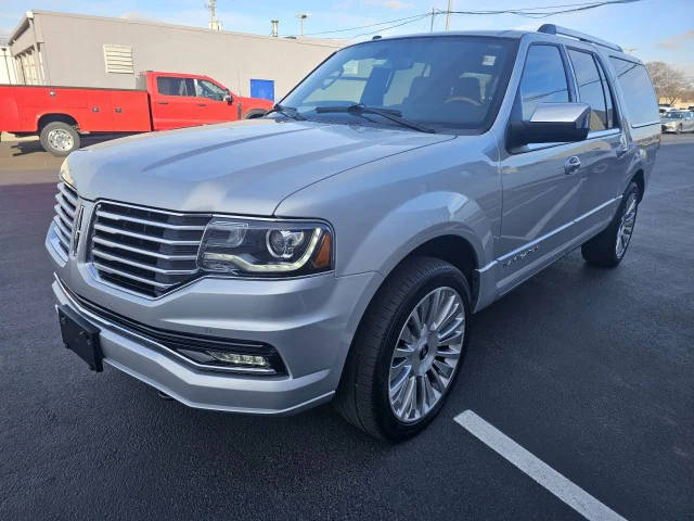 2015 Lincoln Navigator L  4WD photo