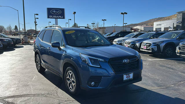 2022 Subaru Forester Premium AWD photo