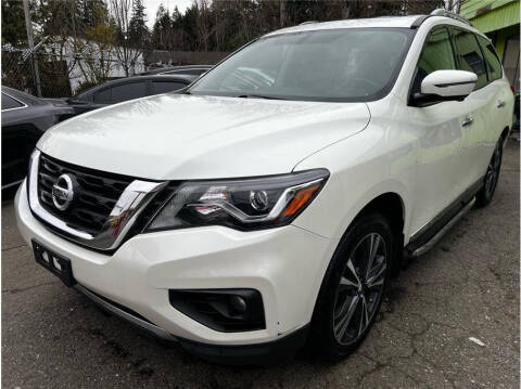 2018 Nissan Pathfinder Platinum 4WD photo