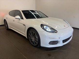 2015 Porsche Panamera S RWD photo
