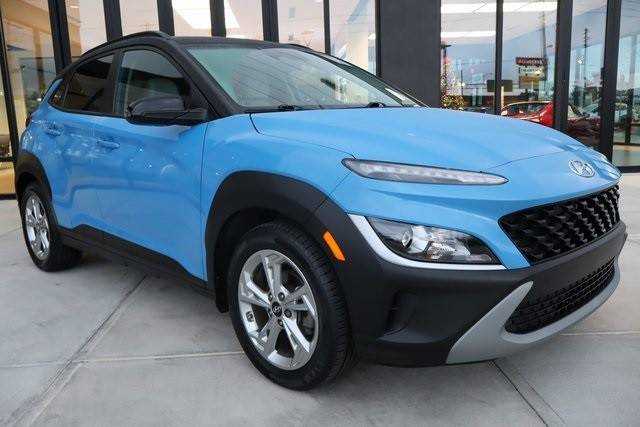 2022 Hyundai Kona SEL FWD photo