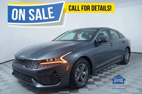 2023 Kia K5 LXS FWD photo