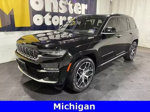 2023 Jeep Grand Cherokee Summit Reserve 4WD photo