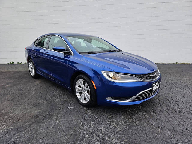 2015 Chrysler 200 Limited FWD photo