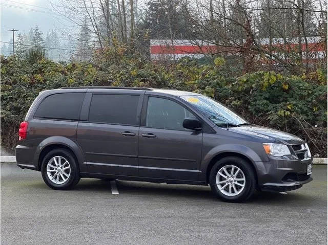 2017 Dodge Grand Caravan SE Plus FWD photo